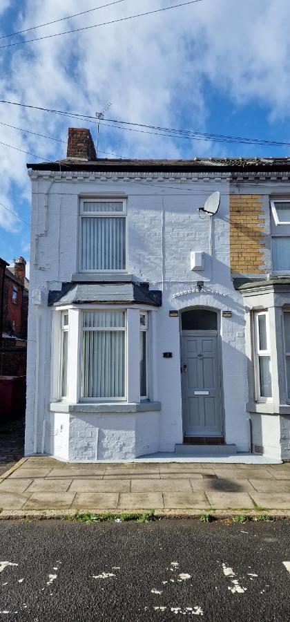 3 Double Bed Brittania Styled Central Home Near Lfc Sleeps 6 With Free Business Super Fast Fibre Broadband Liverpool Kültér fotó